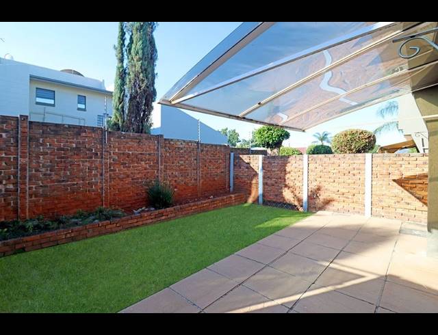 3 BEDROOM TOWNHOUSE FOR SALE IN BRUMA